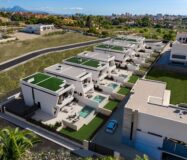 Вилла 179 кв.м с бассейном в Аликанте, 4 спальни