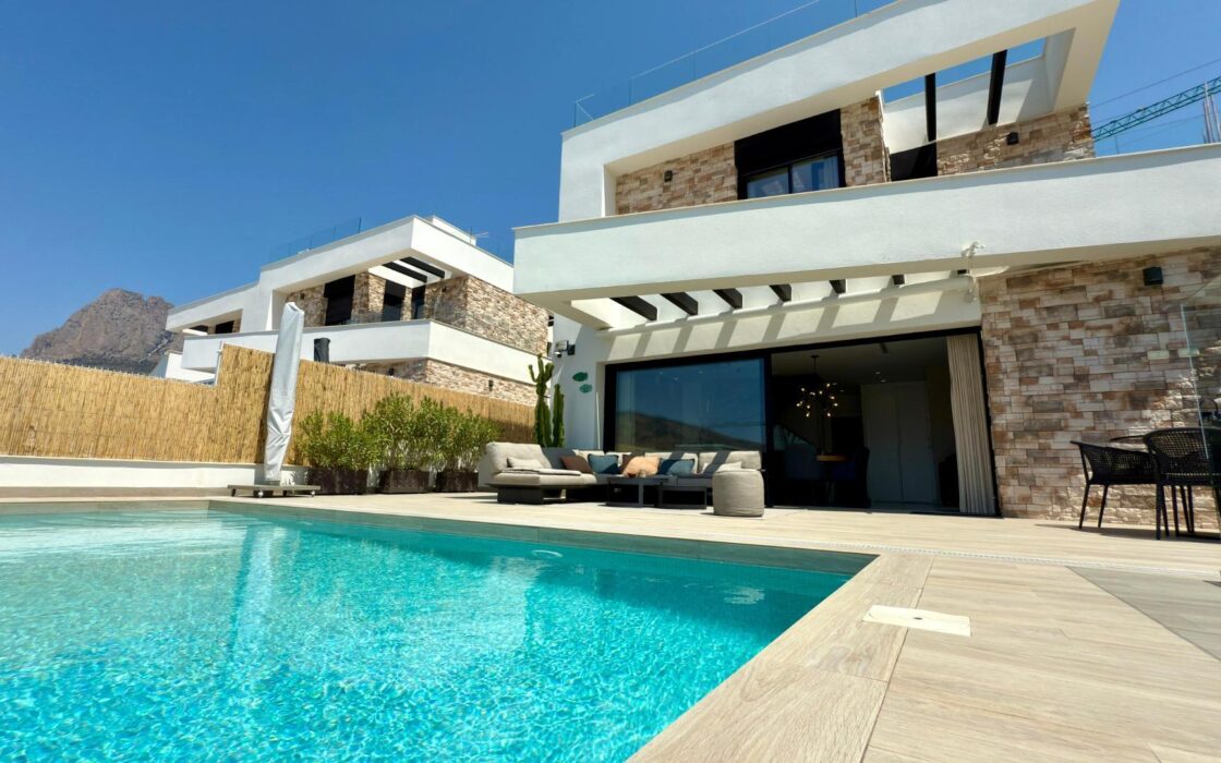 Вилла с видом в Финестрате, 3 спальни, новый дом 2023 года