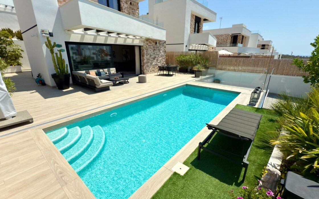 Вилла с видом в Финестрате, 3 спальни, новый дом 2023 года