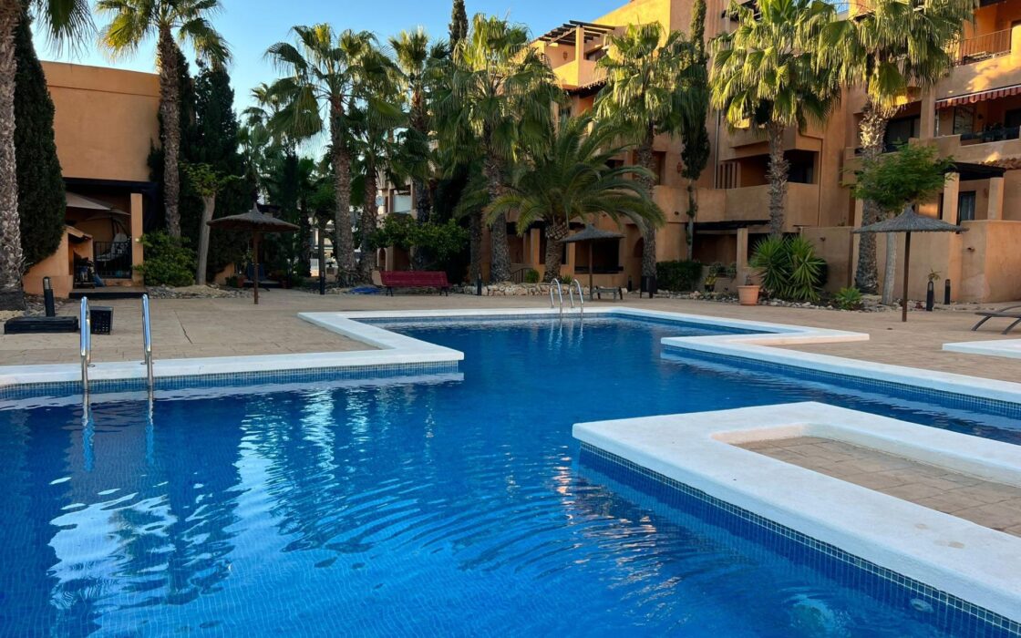 Просторный дуплекс в Вилламартине с видом на море