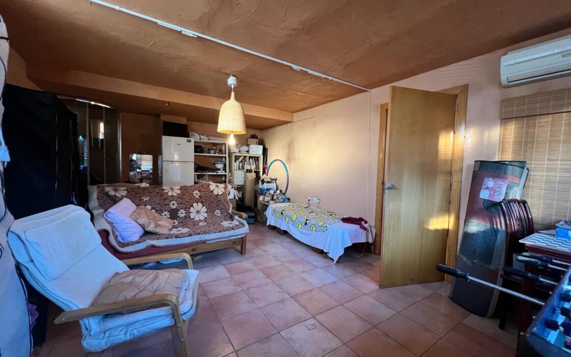 Просторный дуплекс в Вилламартине с видом на море