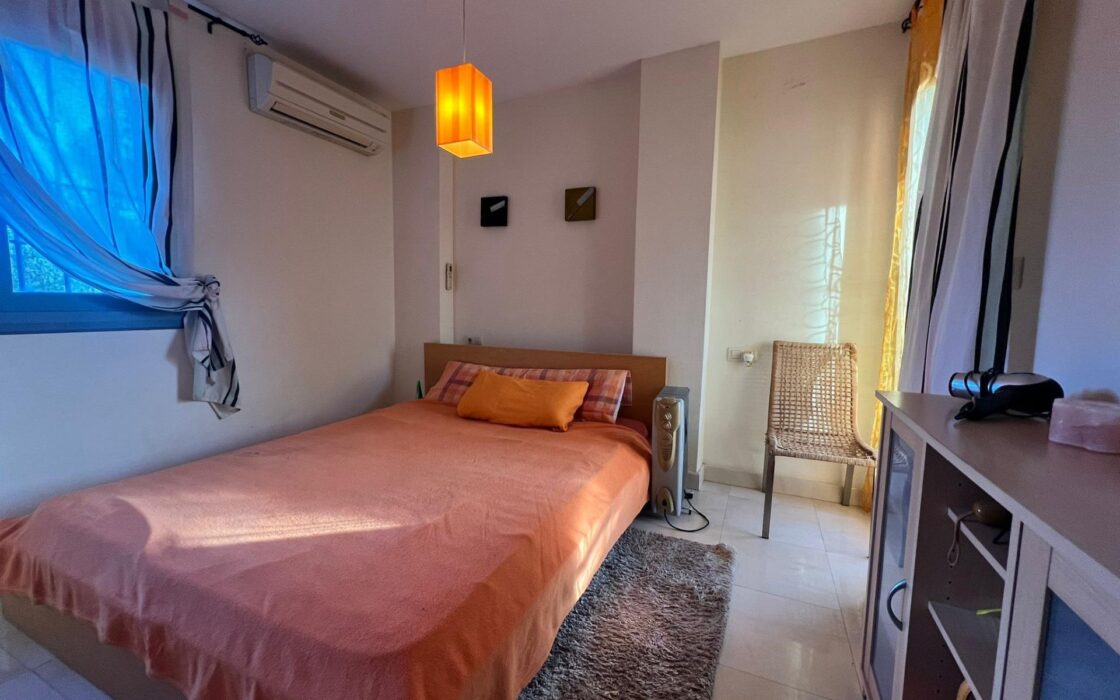 Просторный дуплекс в Вилламартине с видом на море