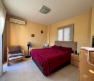 Просторный дуплекс в Вилламартине с видом на море