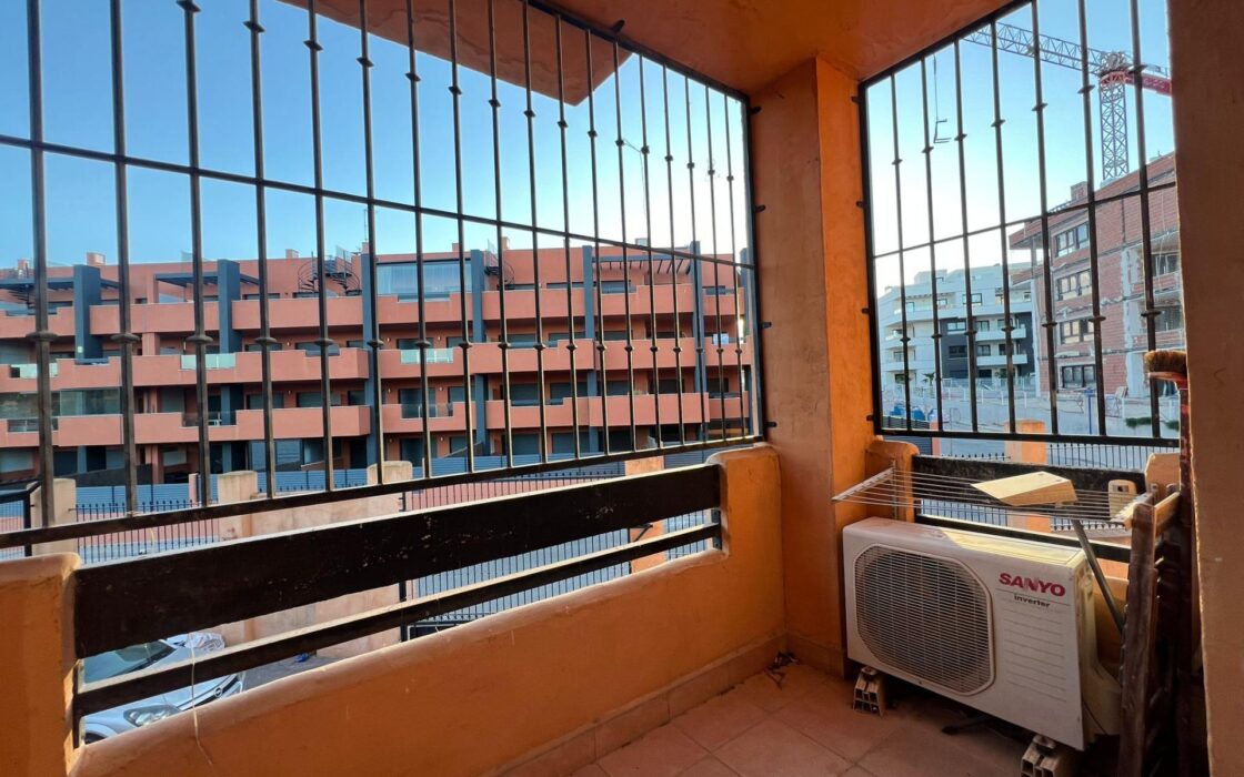 Просторный дуплекс в Вилламартине с видом на море