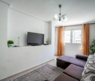 Апартаменти в Торрев’єсі 70 кв.м у моря, 2 спальні