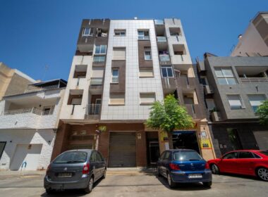 Апартаменти в Торрев’єсі 70 кв.м у моря, 2 спальні