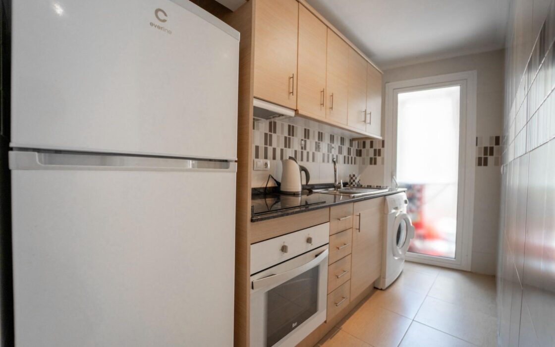 Апартаменти в Торрев’єсі 70 кв.м у моря, 2 спальні