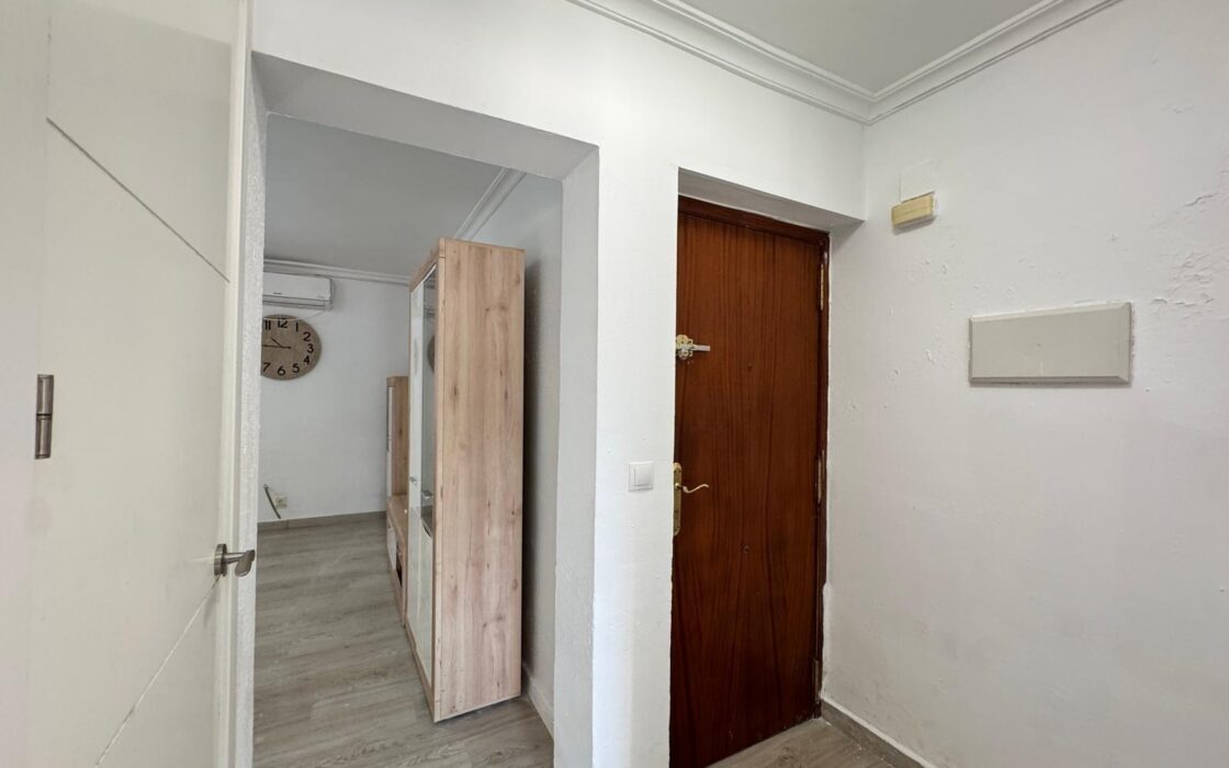 Квартира 65 кв.м з 2 спальнями поруч з Парком Націй