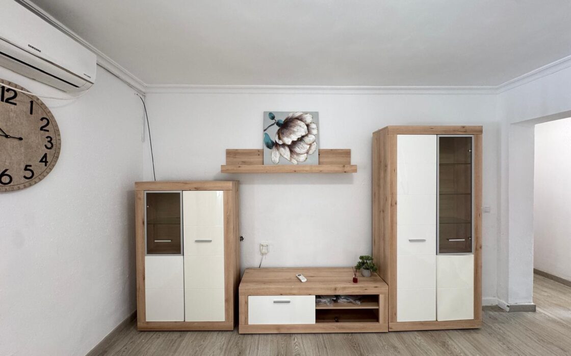 Квартира 65 кв.м з 2 спальнями поруч з Парком Націй