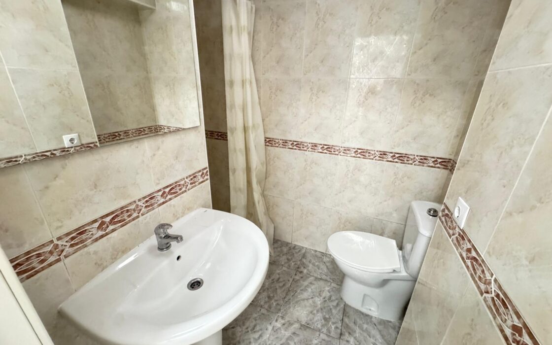 Квартира 65 кв.м з 2 спальнями поруч з Парком Націй