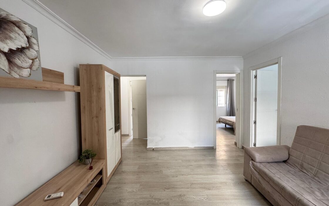 Квартира 65 кв.м з 2 спальнями поруч з Парком Націй