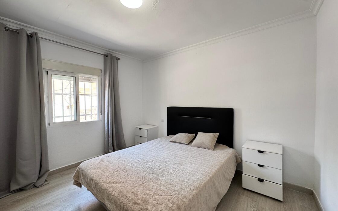 Квартира 65 кв.м з 2 спальнями поруч з Парком Націй