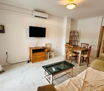 Апартаменти в Торревьехе 68 кв.м 180 м до моря