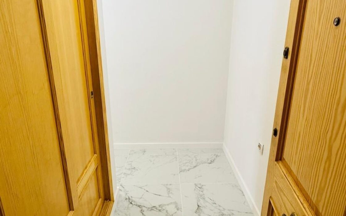 Апартаменты в Торревьехе 68 кв.м 180 м до моря