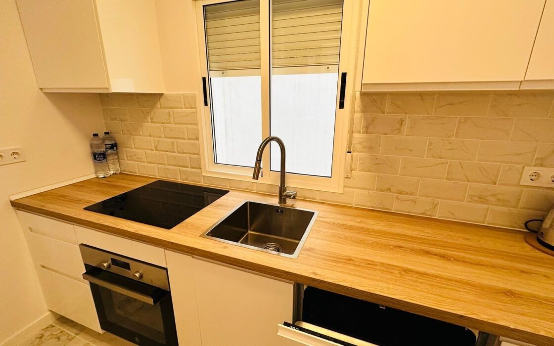 Апартаменты в Торревьехе 68 кв.м 180 м до моря