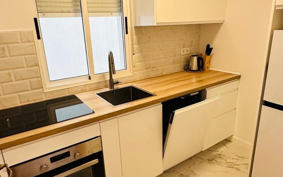 Апартаменты в Торревьехе 68 кв.м 180 м до моря