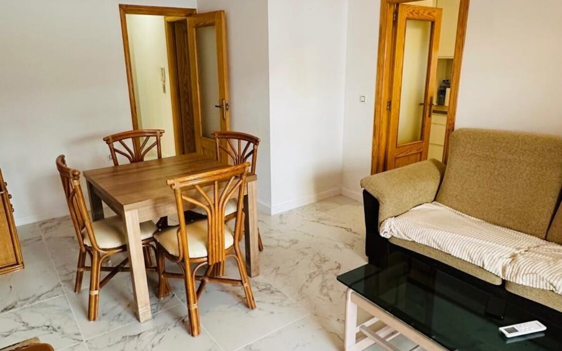 Апартаменты в Торревьехе 68 кв.м 180 м до моря