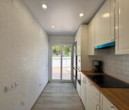 Таунхаус с террасами и бассейном в Коста Бланка 75 кв.м