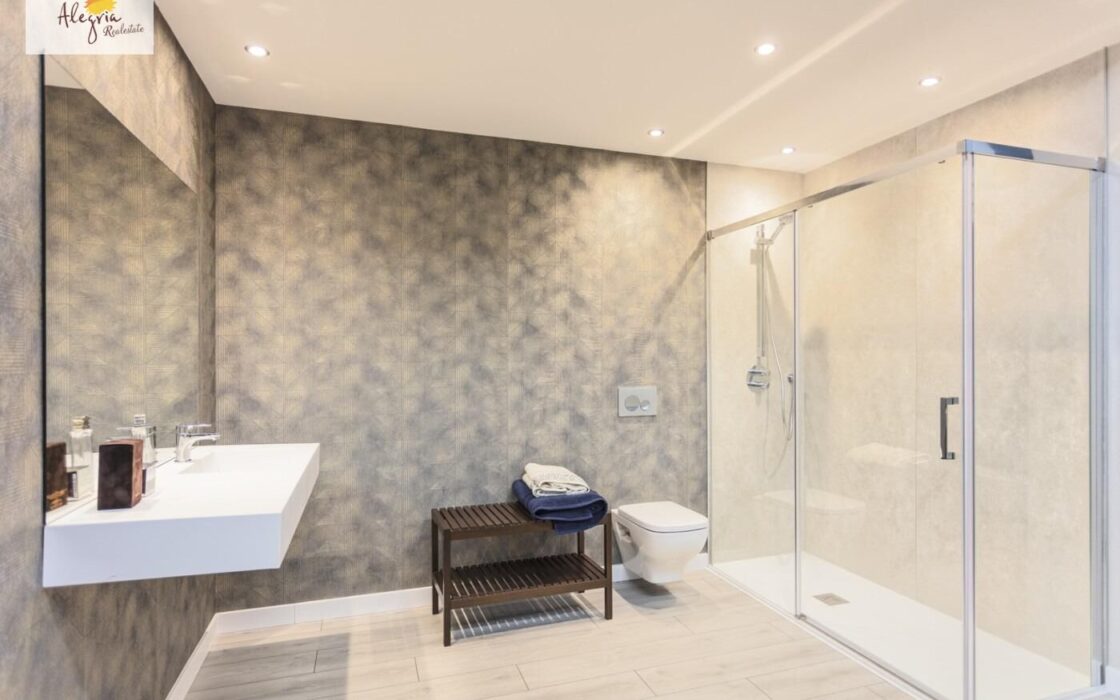 Апартаменти 73 кв.м в Валенсії 4 км від моря