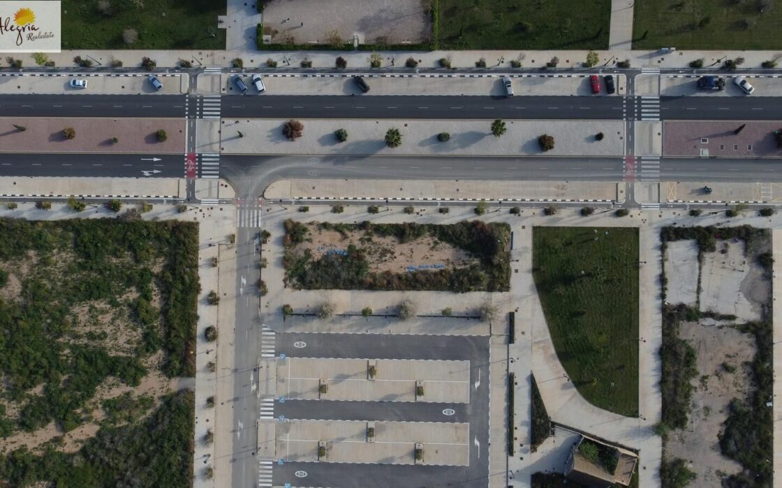 Апартаменти 73 кв.м в Валенсії 4 км від моря