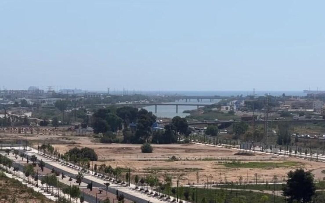 Апартаменти 73 кв.м в Валенсії 4 км від моря