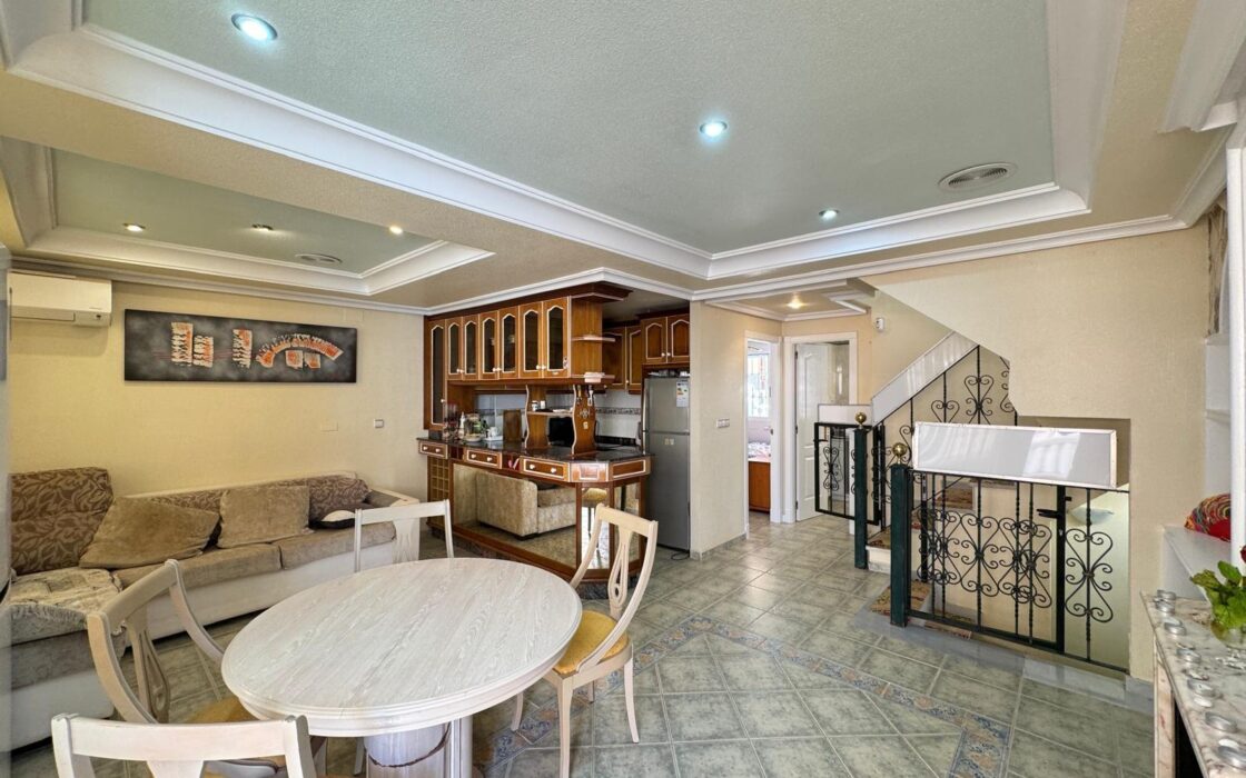 Таунхаус в Гуардамар, 3 спальни, 400 м до моря