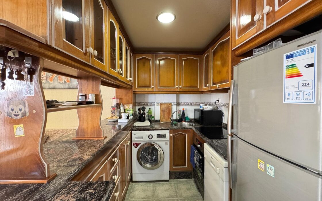 Таунхаус в Гуардамар, 3 спальни, 400 м до моря