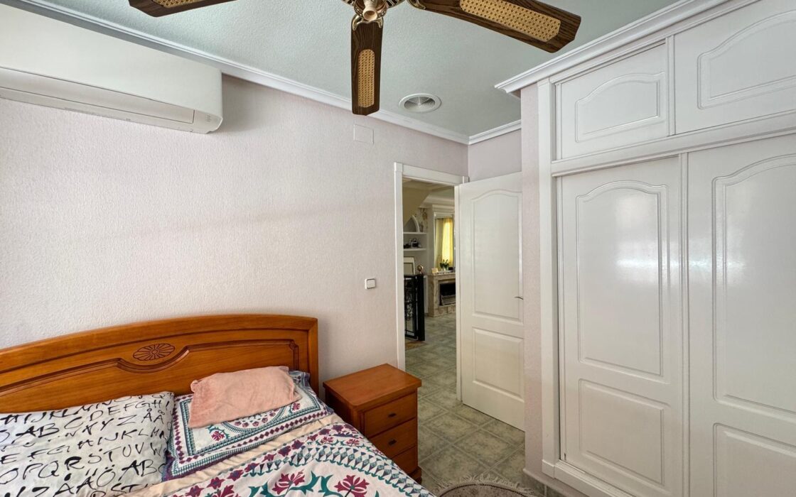 Таунхаус в Гуардамар, 3 спальни, 400 м до моря