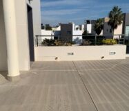 Вилла в Ориуэла Коста 200 кв.м с террасой у моря