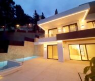 Двухуровневая квартира с джакузи у пляжа Пониенте, Бенидорм