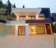 Двухуровневая квартира с джакузи у пляжа Пониенте, Бенидорм