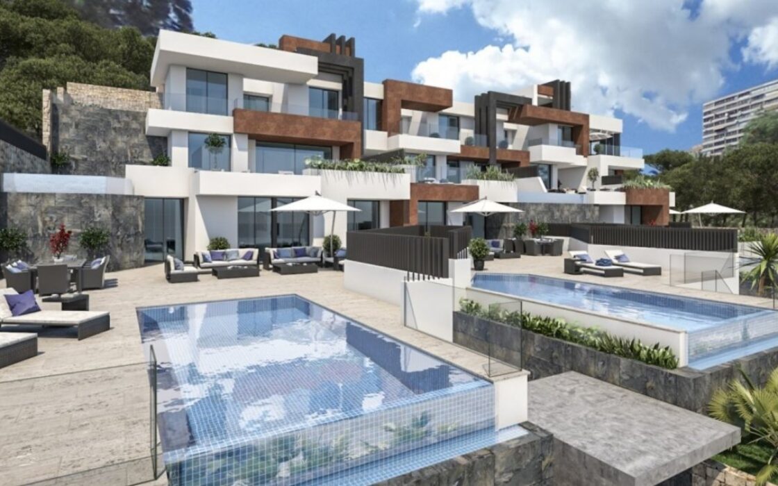 Двухуровневая квартира с джакузи у пляжа Пониенте, Бенидорм