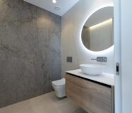 Двухуровневая квартира с джакузи у пляжа Пониенте, Бенидорм