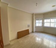 Апартаменты в Торревьехе у моря 142 кв.м с террасой