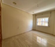 Апартаменты в Торревьехе у моря 142 кв.м с террасой