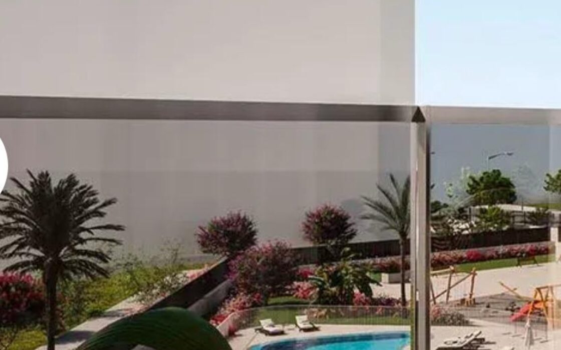 Квартира 3 комнаты в Аликанте, новый комплекс с террасой