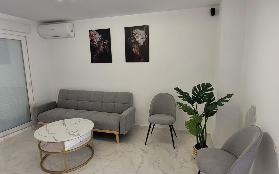 Ремонтированный дом с террасами в Коста Бланка 3 спальни