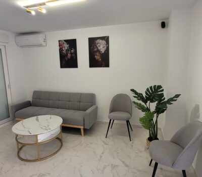 Ремонтований будинок з терасами в Коста Бланка 3 спальні