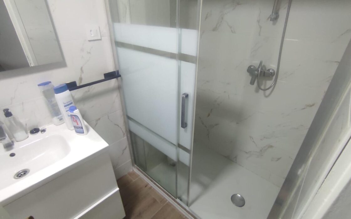 Апартаменты в Аликанте 79 кв.м с балконом и террасой