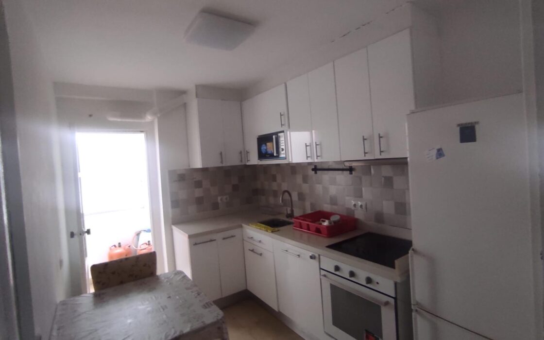 Апартаменты в Аликанте 79 кв.м с балконом и террасой