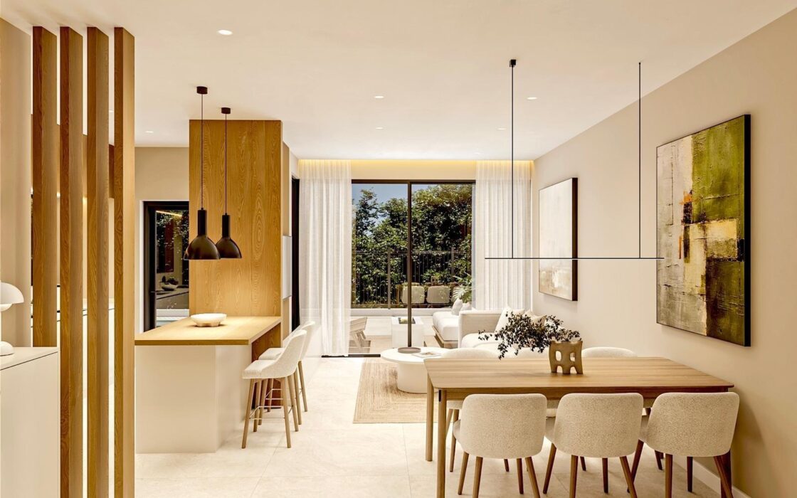 Вилла в Финестрате 150 кв.м с бассейном и террасой у моря