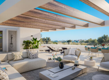 Трехкомнатный дуплекс в Марбелье с террасой 200 кв.м