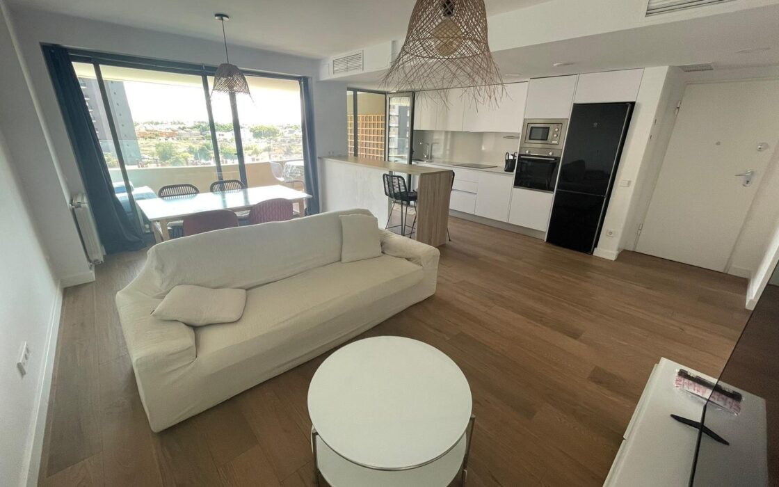 Апартаменти 103 кв.м у моря в Аликанте з терасою