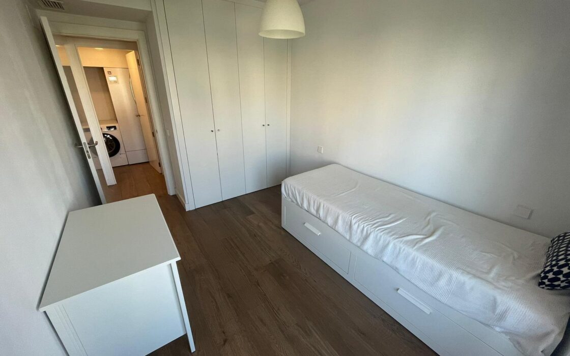 Апартаменти 103 кв.м у моря в Аликанте з терасою