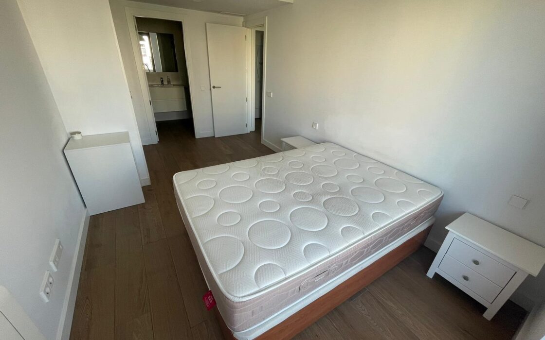 Апартаменти 103 кв.м у моря в Аликанте з терасою