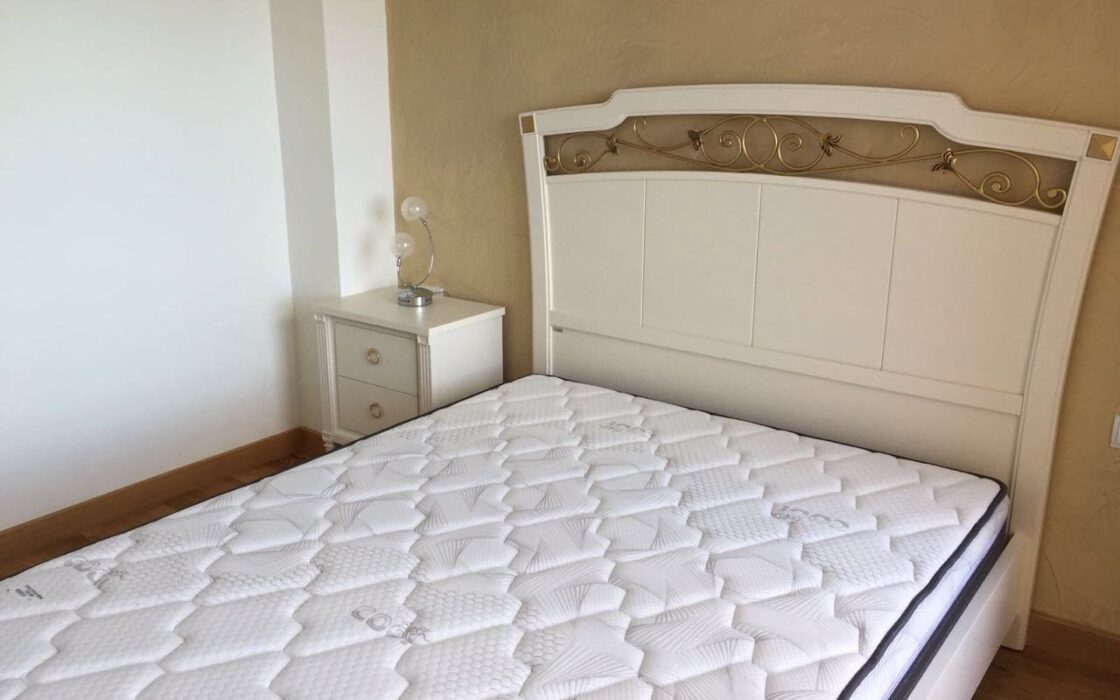 Дуплексный пентхаус 120 кв.м у моря в Порт Саплая