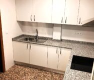 Квартира с балконом в Сан-Висенте, 3 комнаты, 82 кв.м.