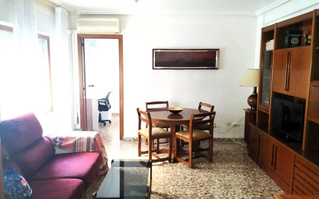 Квартира с балконом в Сан-Висенте, 3 комнаты, 82 кв.м.