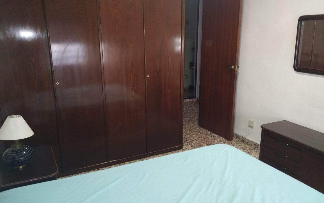 Квартира с балконом в Сан-Висенте, 3 комнаты, 82 кв.м.