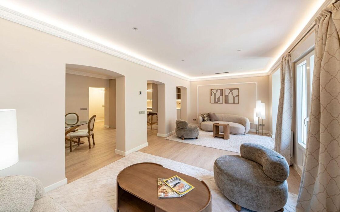 Апартаменты в Мадриде, 113 кв.м, балкон, район Гоя